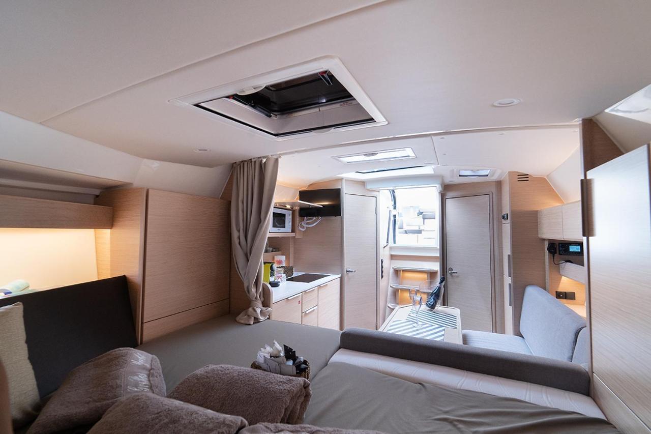 Hotel HG Boutique Toledo, Napoli Centro, by ClaPa Group Extérieur photo
